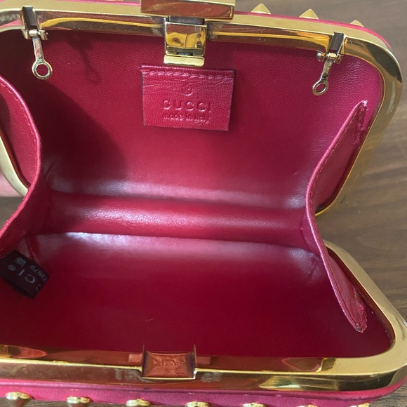 Gucci Broadway studded clutch bag - Picture 6 of 8